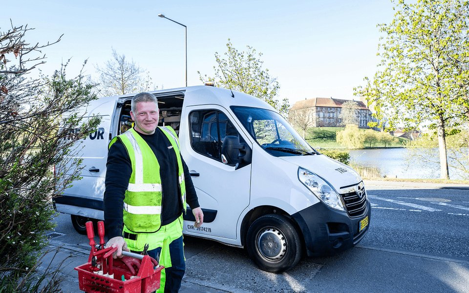 guy with van.png
