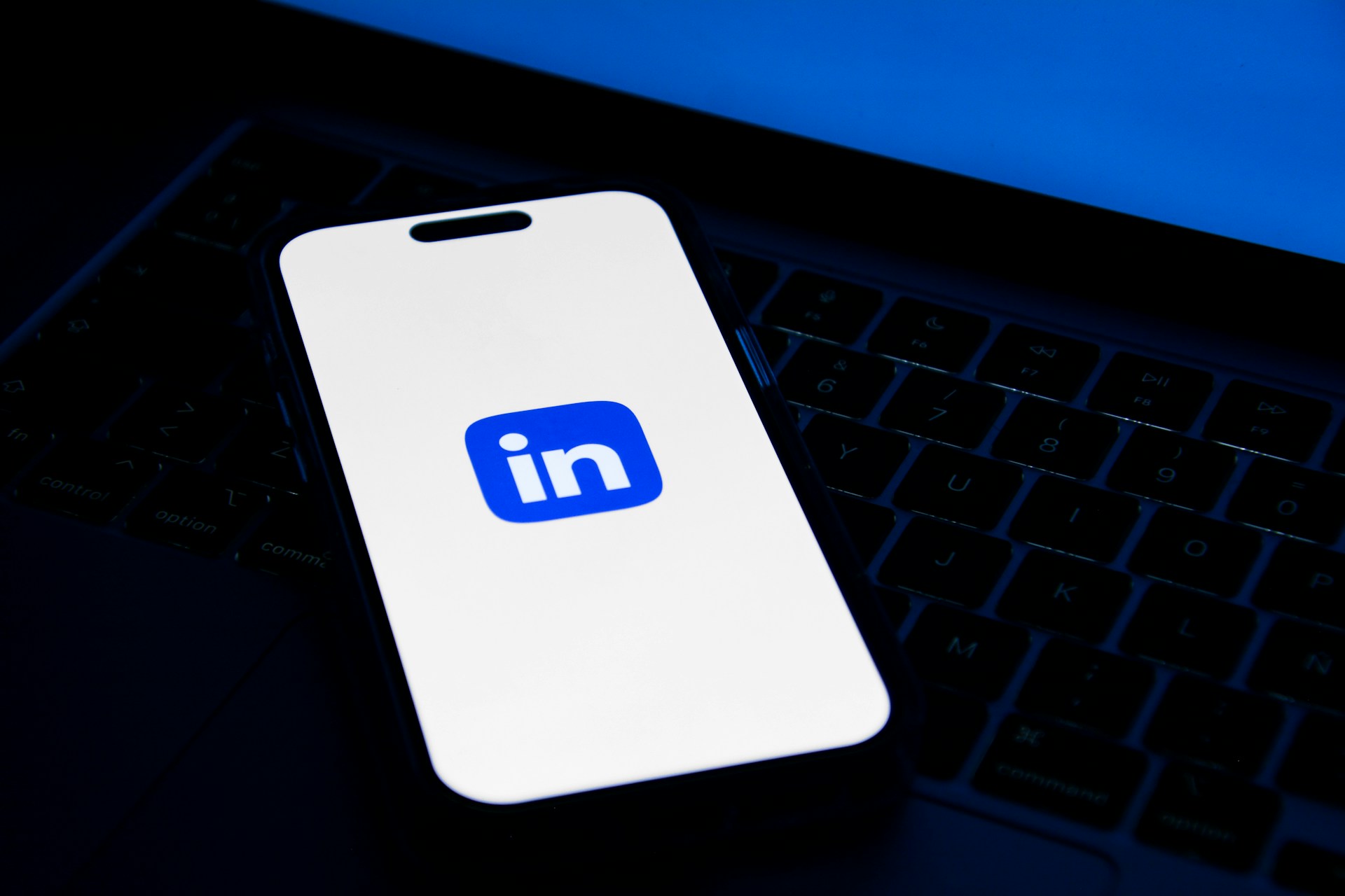 Forbedre din salgsydelse med automatiseret LinkedIn-outreach – og Plecto