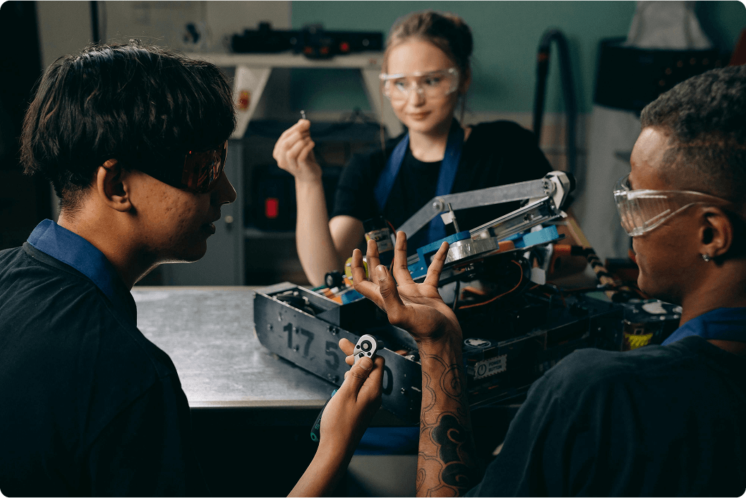 Forbedre HVAC-teams ydeevne i 2026: 3 måder Plecto Dashboards driver Excellence