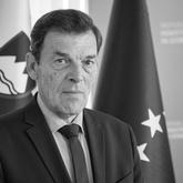 Vinko Logaj