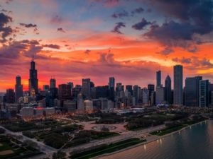 Are you seeking an experienced real estate attorney for buyers and sellers in Illinois?