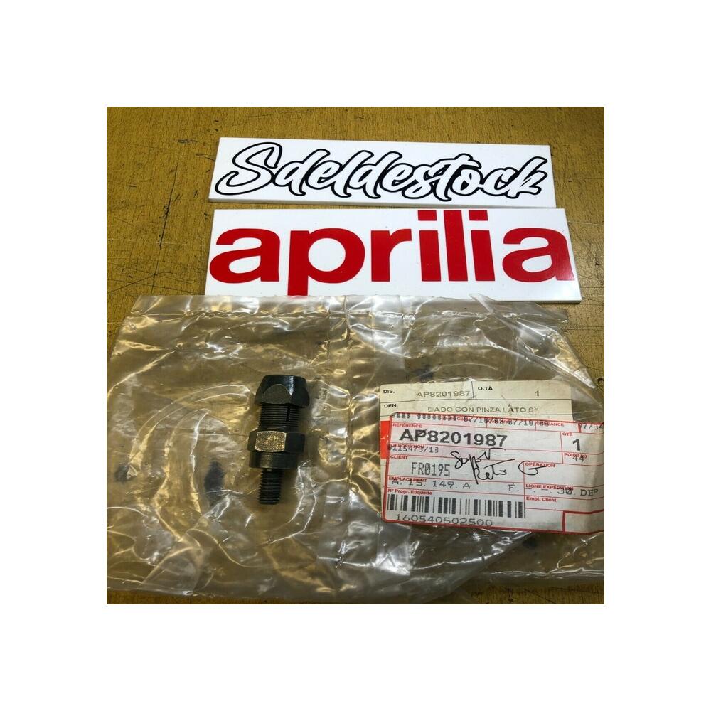 1 adapteur rétroviseur gauche aprilia ap8201987 scarabeo 50 100 sonic rally 50