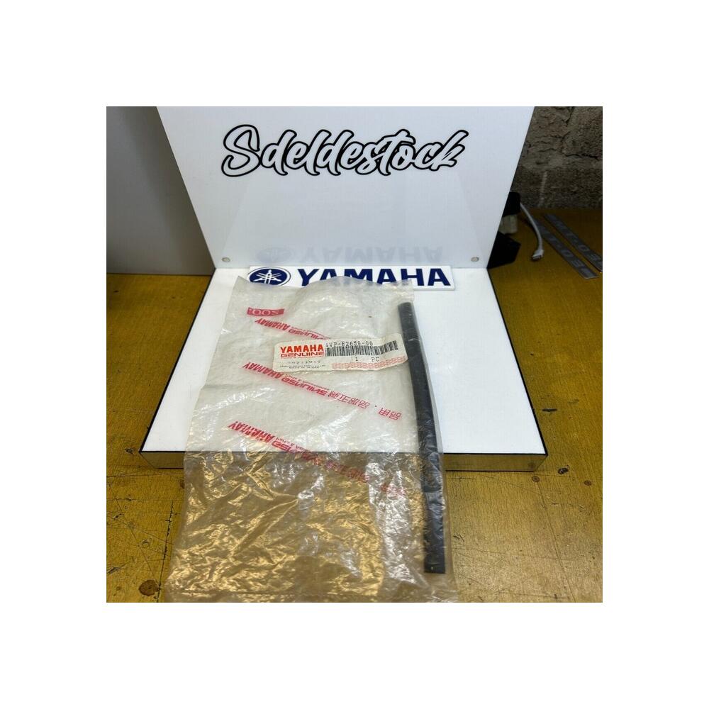 1 amortisseur couvercle refroidissement yamaha 4vp-e2659-00 yn yq 100 yw 50 100