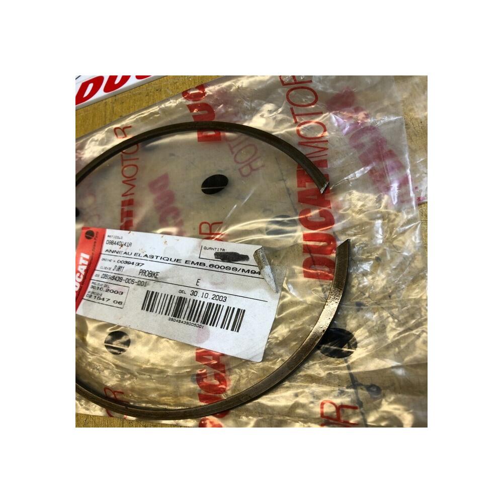 1 anneau arrêt embrayage ducati 88440041A monster supersport ss m 400 600 750