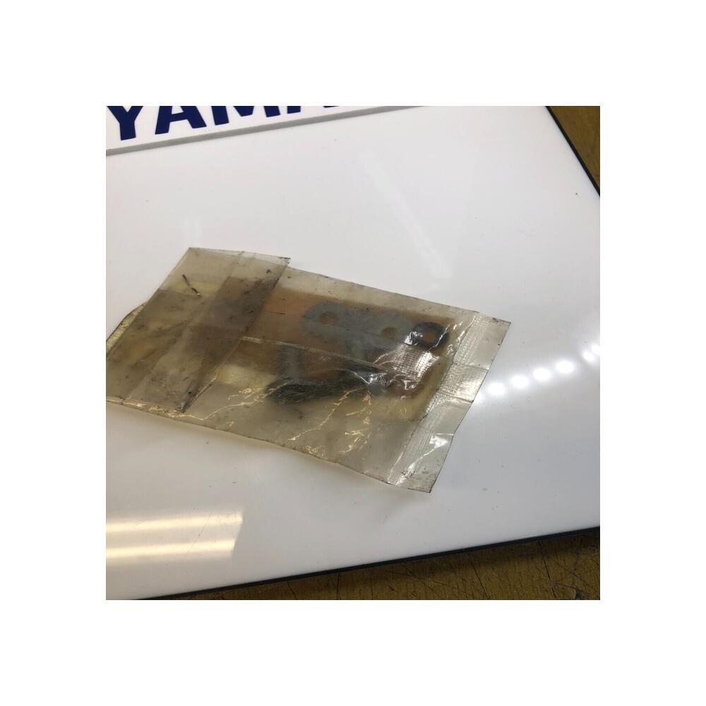 1 attache chaine 3ma yamaha 94681-38031