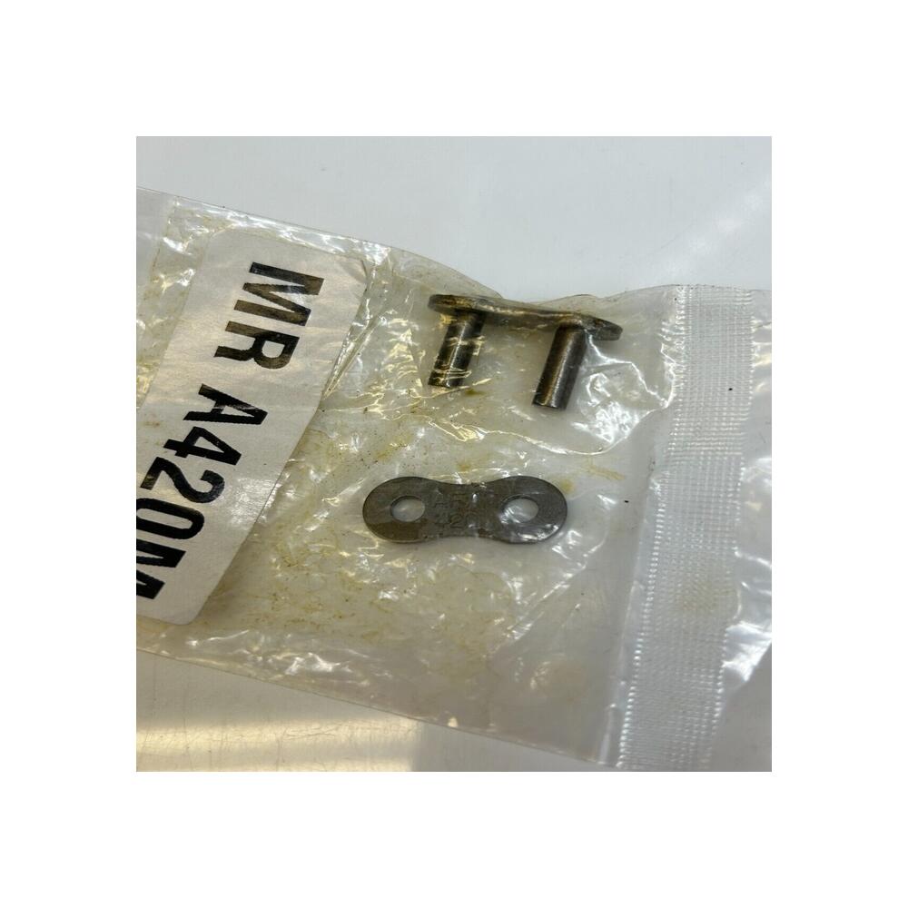 1 attache chaine Attache à riveter AFAM MR A420M acier
