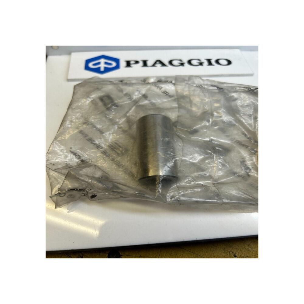 1 axe piston piaggio gilera aprilia 827820 AP8560069 400 500 800 sr nexus mp3