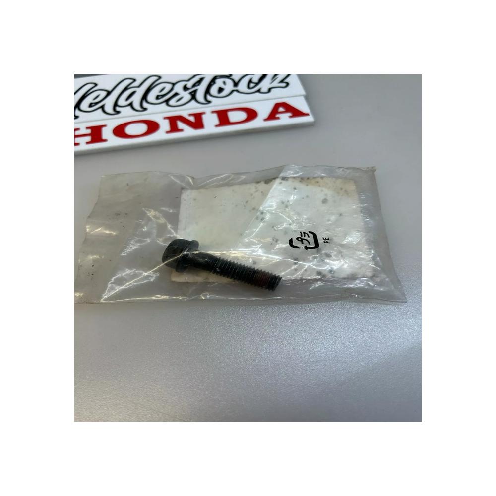1 boulon 8x32 honda 90107-mt3-003 cbr 1100 xx cbr 600 1000 f gl 1800 vfr 800 xlv
