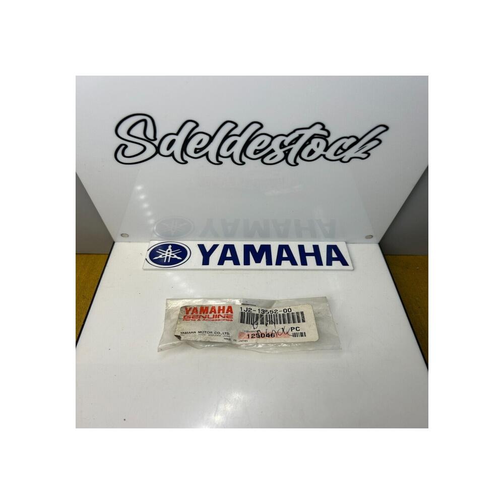 1 buse  yamaha 1j2-13552-00