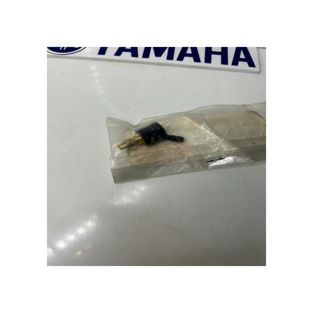 1 buse  yamaha 1j2-13552-00