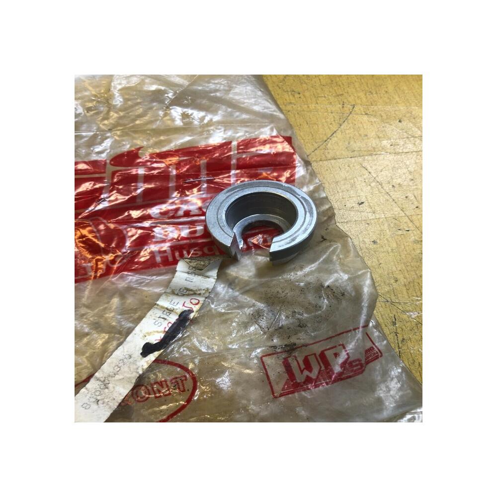 1 butée ressort fourche Husqvarna 800070390