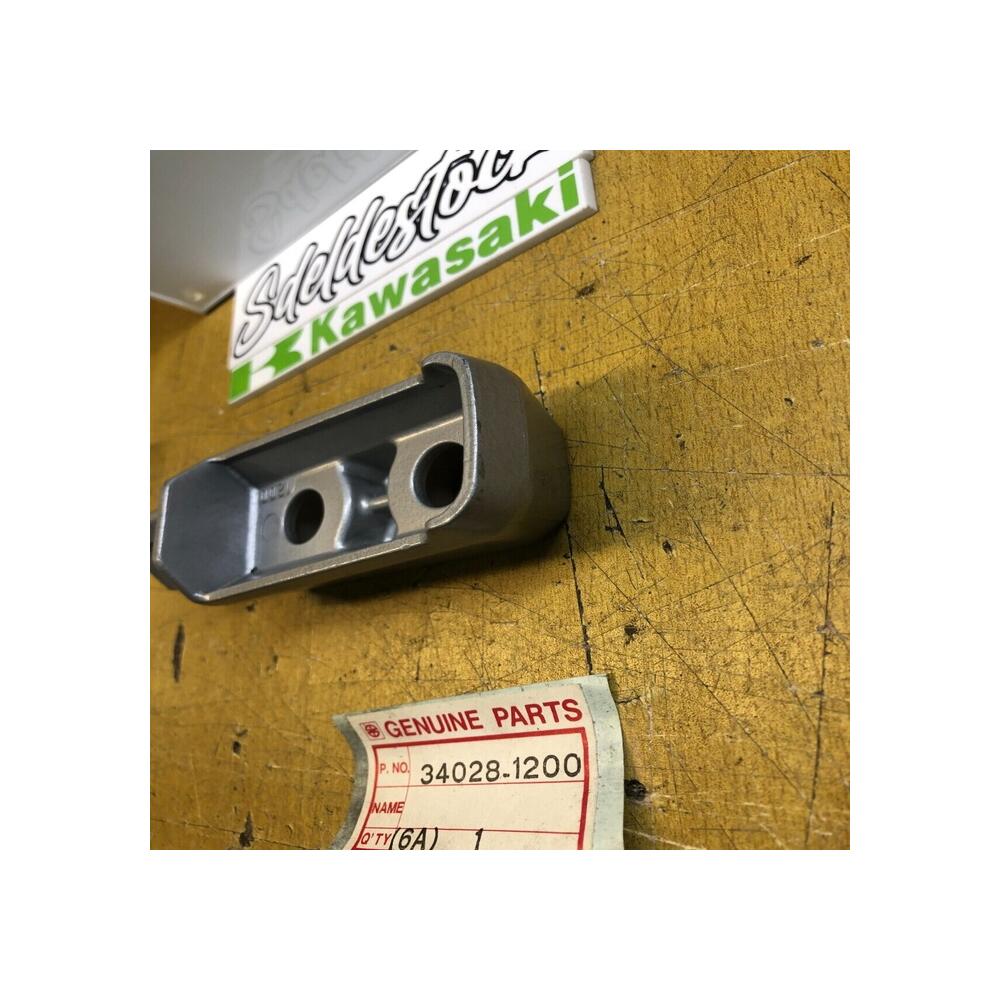 1 cale pied arrière gauche kawasaki 34028-1200 zg gtr 1000 1986 2003