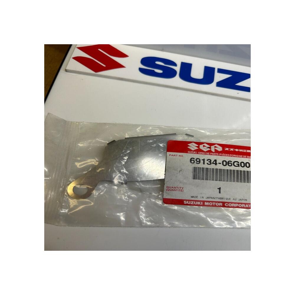 1 cale plaquette droite arriere suzuki 69134-06g00 gsr dl gsxf gsx-s gsf