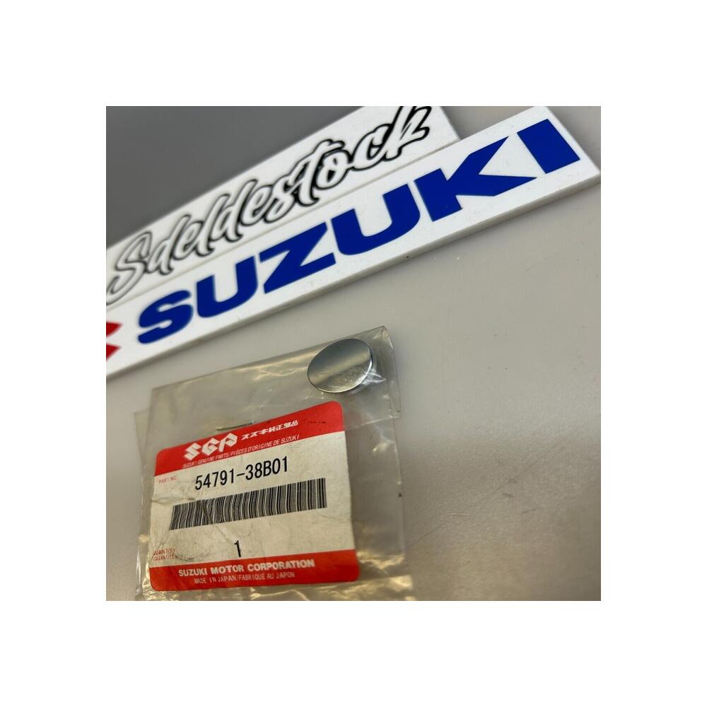1 capuchon axe roue av suzuki 54791-38b01 vl 1500 vs 1400 600 750 800