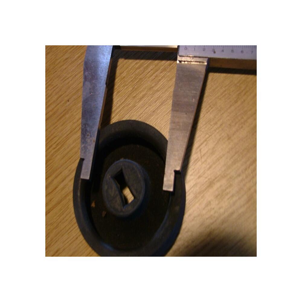 1 CAPUCHON POUR CYLINDRE DE ROUE 2168 (CITROEN T45) LOCKHEED 2165 NEUF