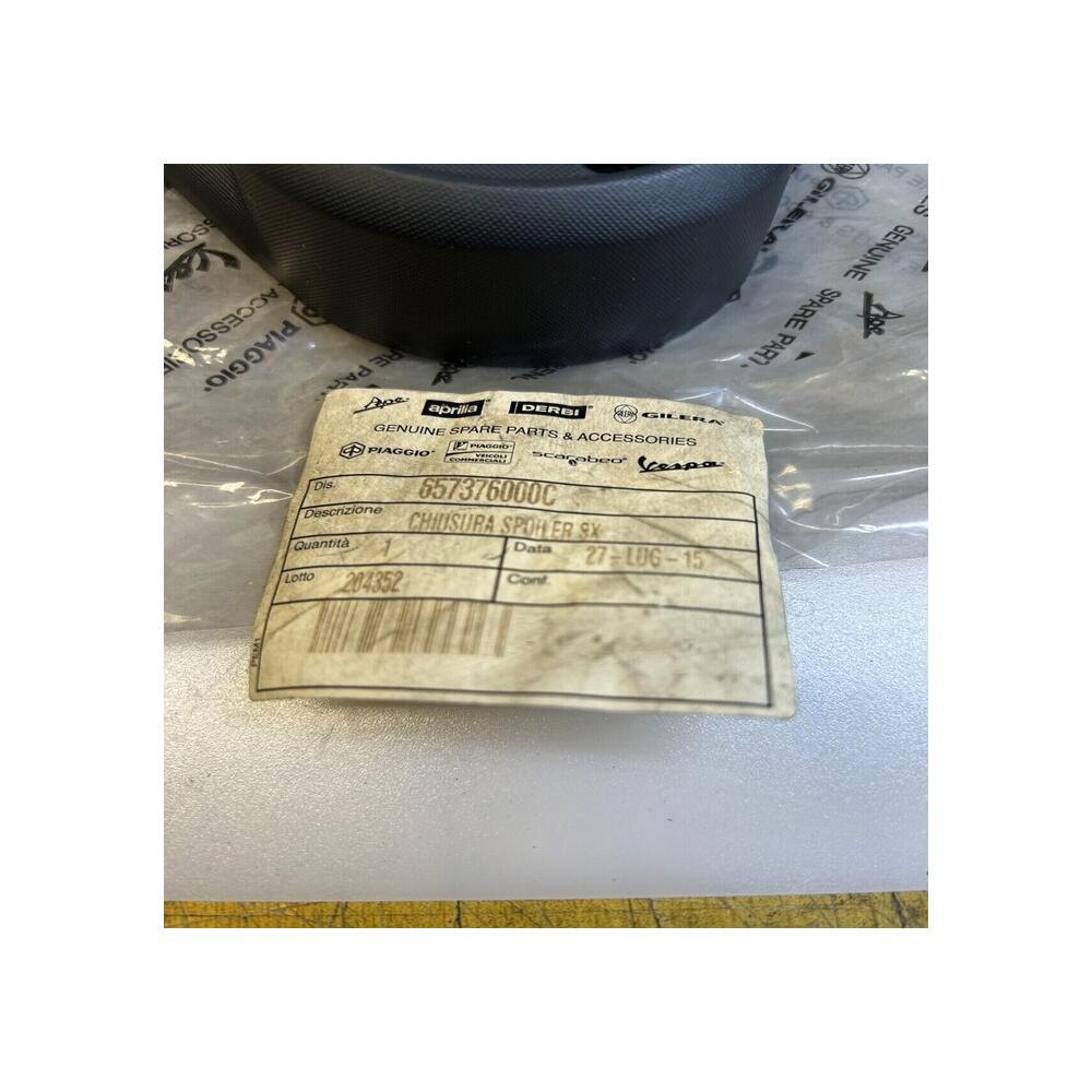 1 carénage spoiler gauche piaggio 657376000c MP3 300 YOURBAN 2011 2018