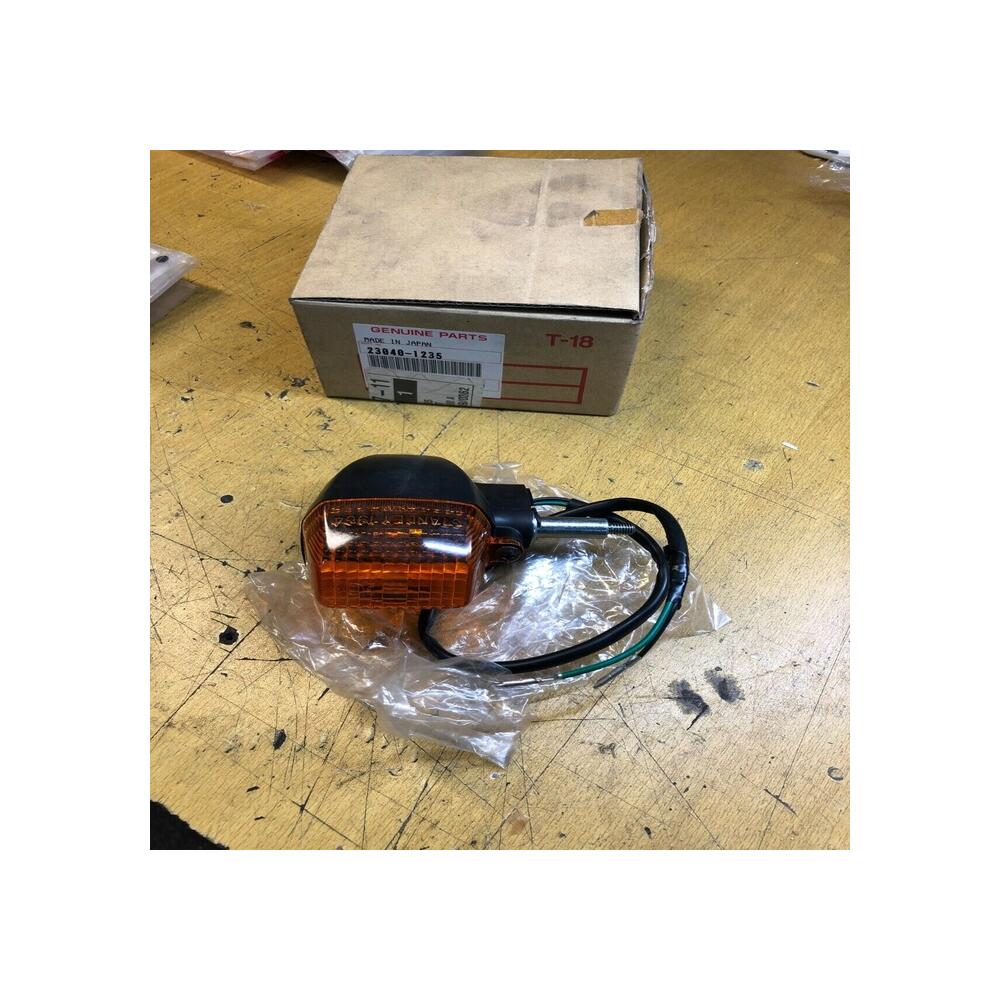 1 clignotant arrière kawasaki 23040-1235 kle 500 a1 a13 1991 2003