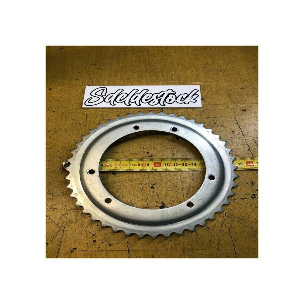 1 Couronne 44 dents 110 mm Motobécane MBK