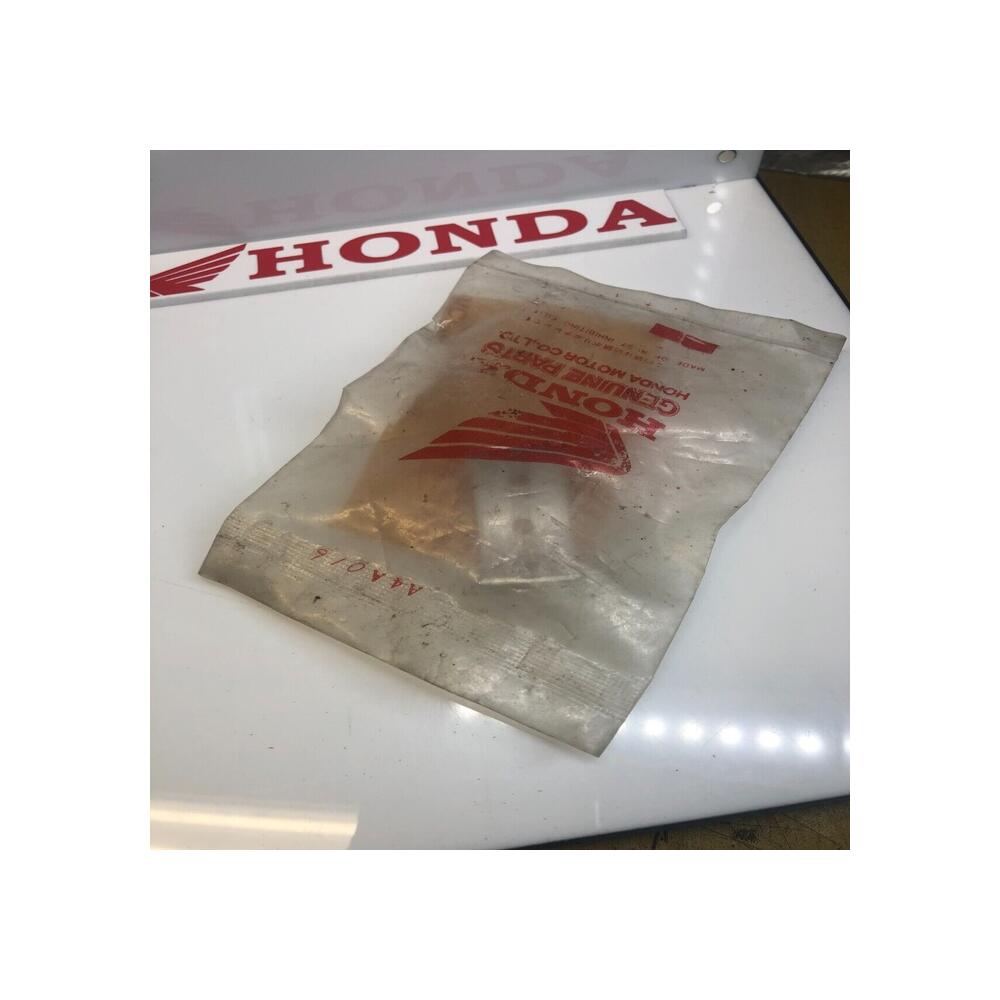 1 coussinet vilebrequin  honda 13314-414-004 13314-414-003 cb 250 n nd ndc t1 t2