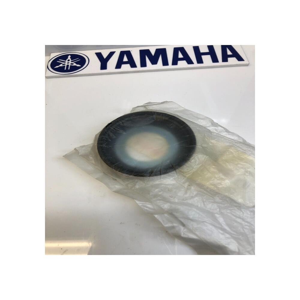 1 couvercle roulement bras oscillant yamaha 2c0-22128-00 niken gt yzf-r6 06 2018