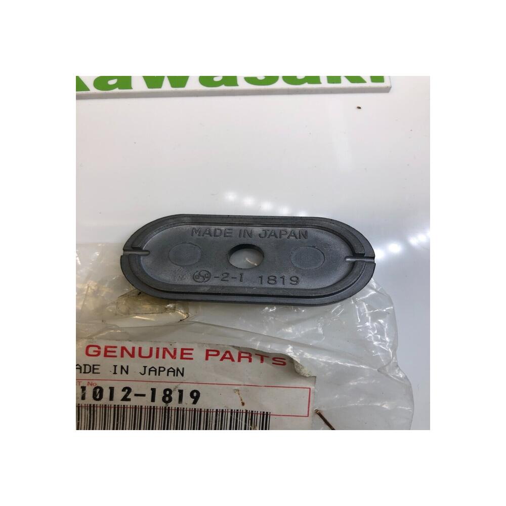 1 couvercle tendeur chaine kawasaki 11012-1819 bj 250 bn 125 en 500