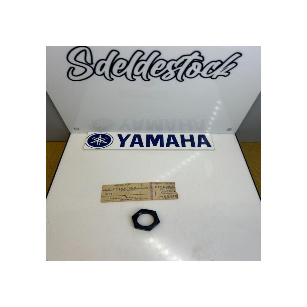 1 écrou 30d yamaha 663-82557-00 YF 60 S 1986 MOTO-4 YT 60 N L TRI-ZINGER 84 85