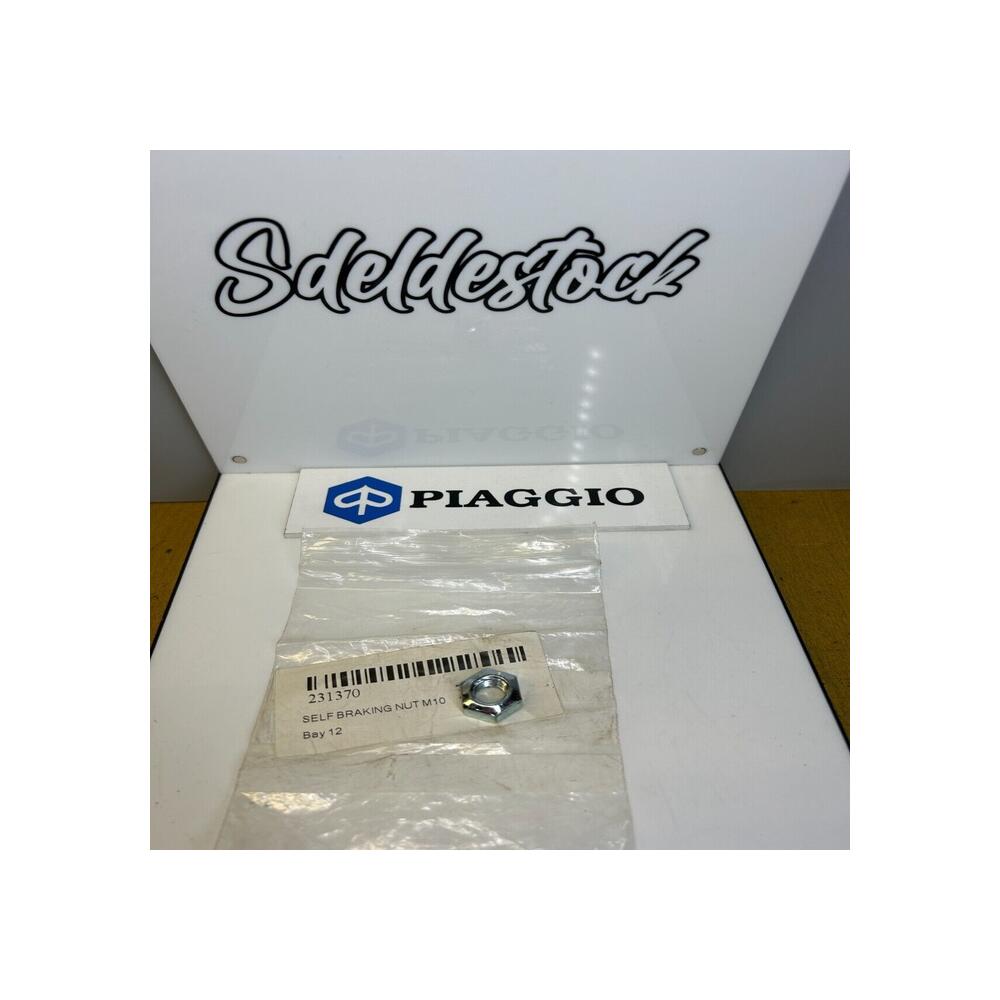 1 écrou piaggio gilera derbi aprilia 231370 015345 15345 AP8150568