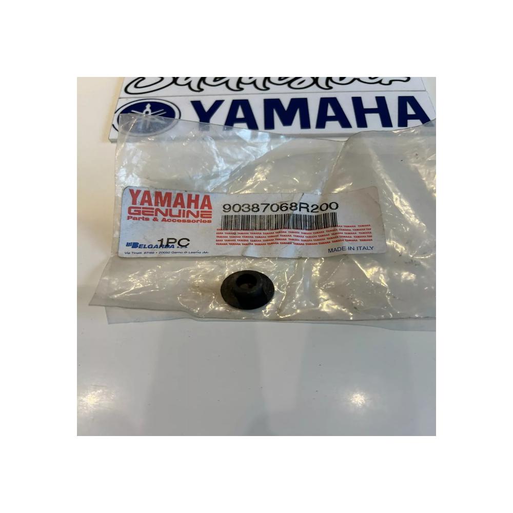 1 entretoise réservoir maitre cylindre yamaha 90387-068r2 SZR 660 tzr 125 r 1992