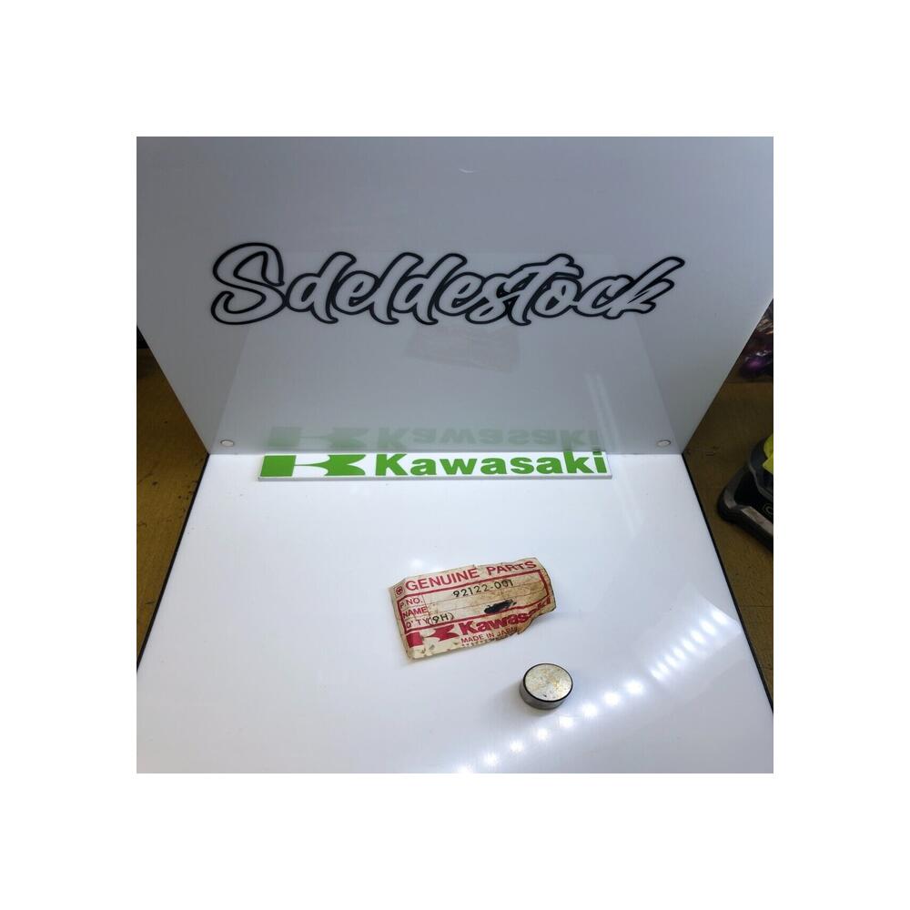 1 galet roue libre démarreur  kawasaki 92122-001 z1 z 1100 gpz 1000 rx zx 1100