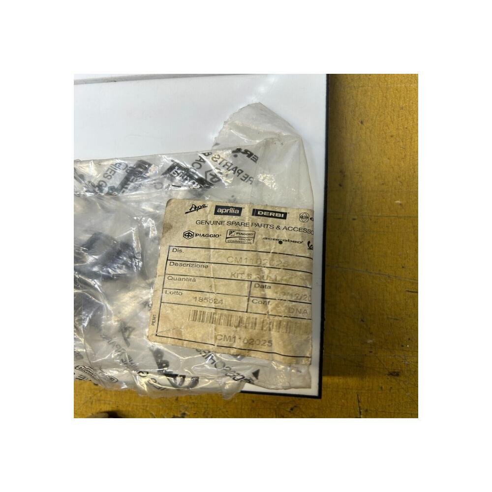 1 jeu 6 galets piaggio aprilia vespa cm1102025 AP8515113 CM101002 CM1010025