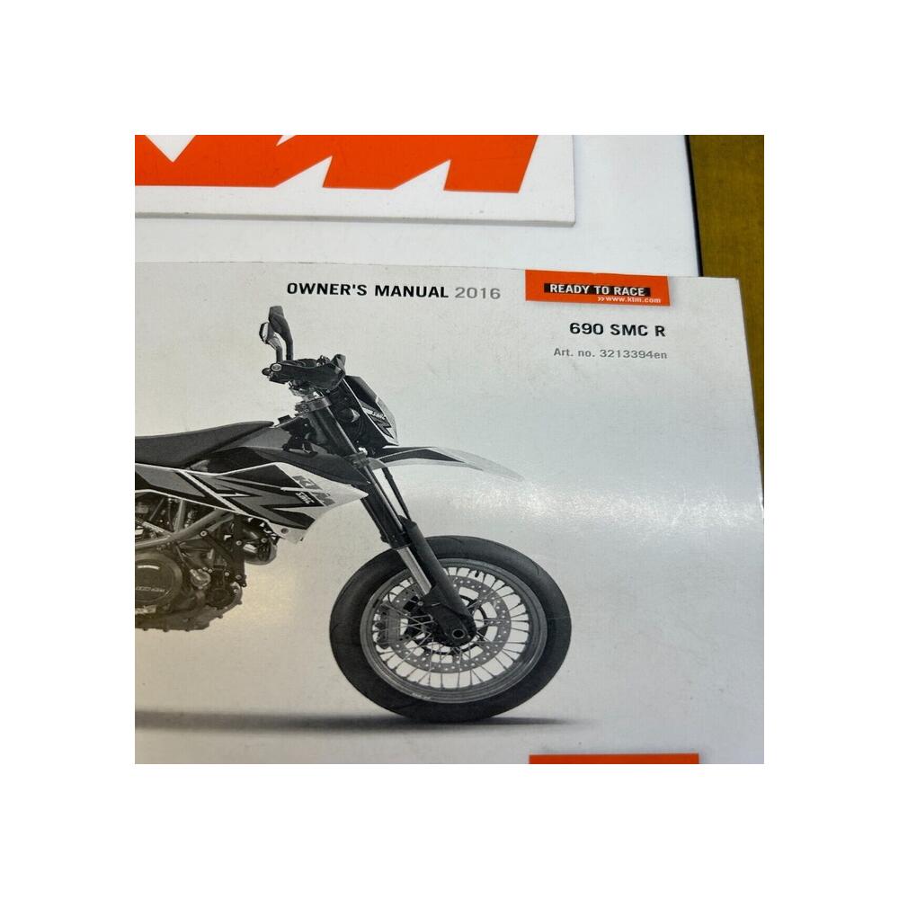 1 manuel propriétaire en anglais 3213394en  690 SMC-R 2016 smc r
