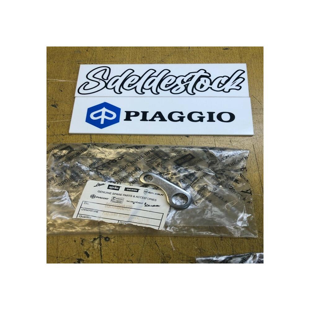 1 plaque ressort béquille derbi gilera piaggio 00h00800422 2B004468 senda gpr
