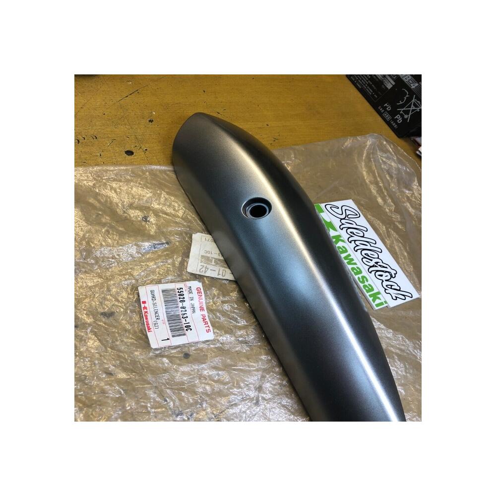 1 protection échappement droit kawasaki 55020-0263-10c zx-10r ZX1000D6F