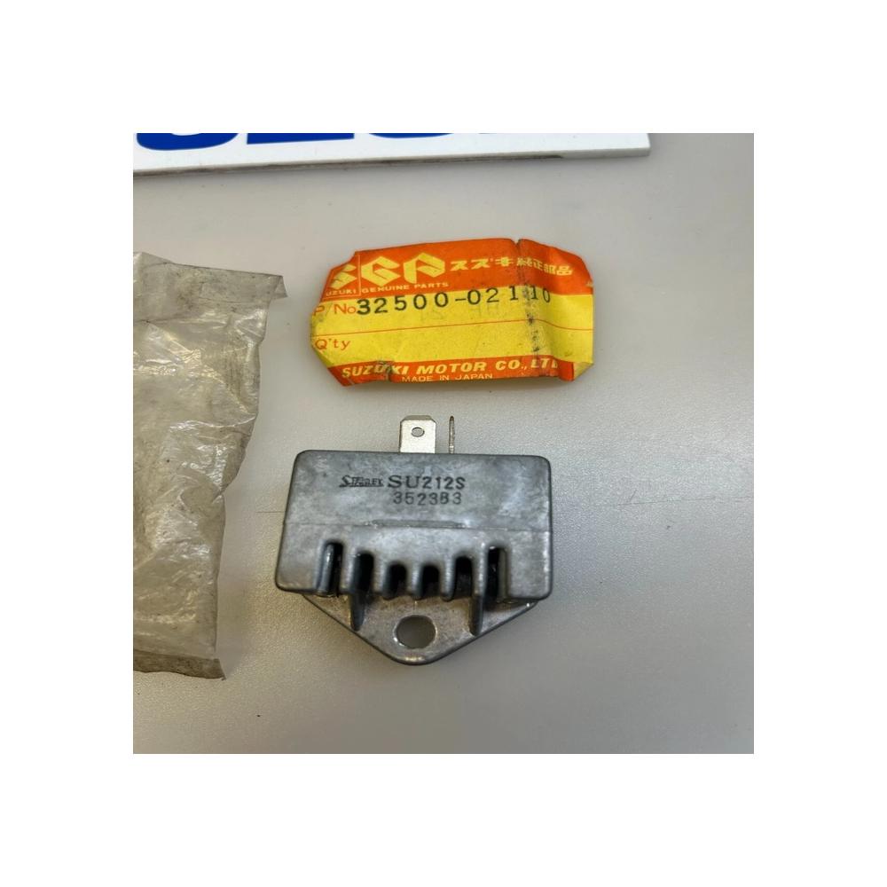1 régulateur tension 6v suzuki 32500-02110 32500-02111 cs 50 fr 80 cl 50 pv 50