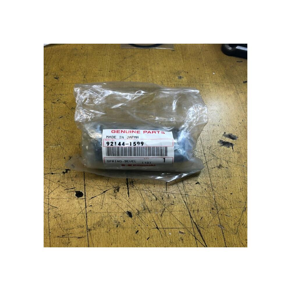 1 ressort pignon conique renvoi klf400b1 kawasaki 92144-1599 klf 400 bayou b