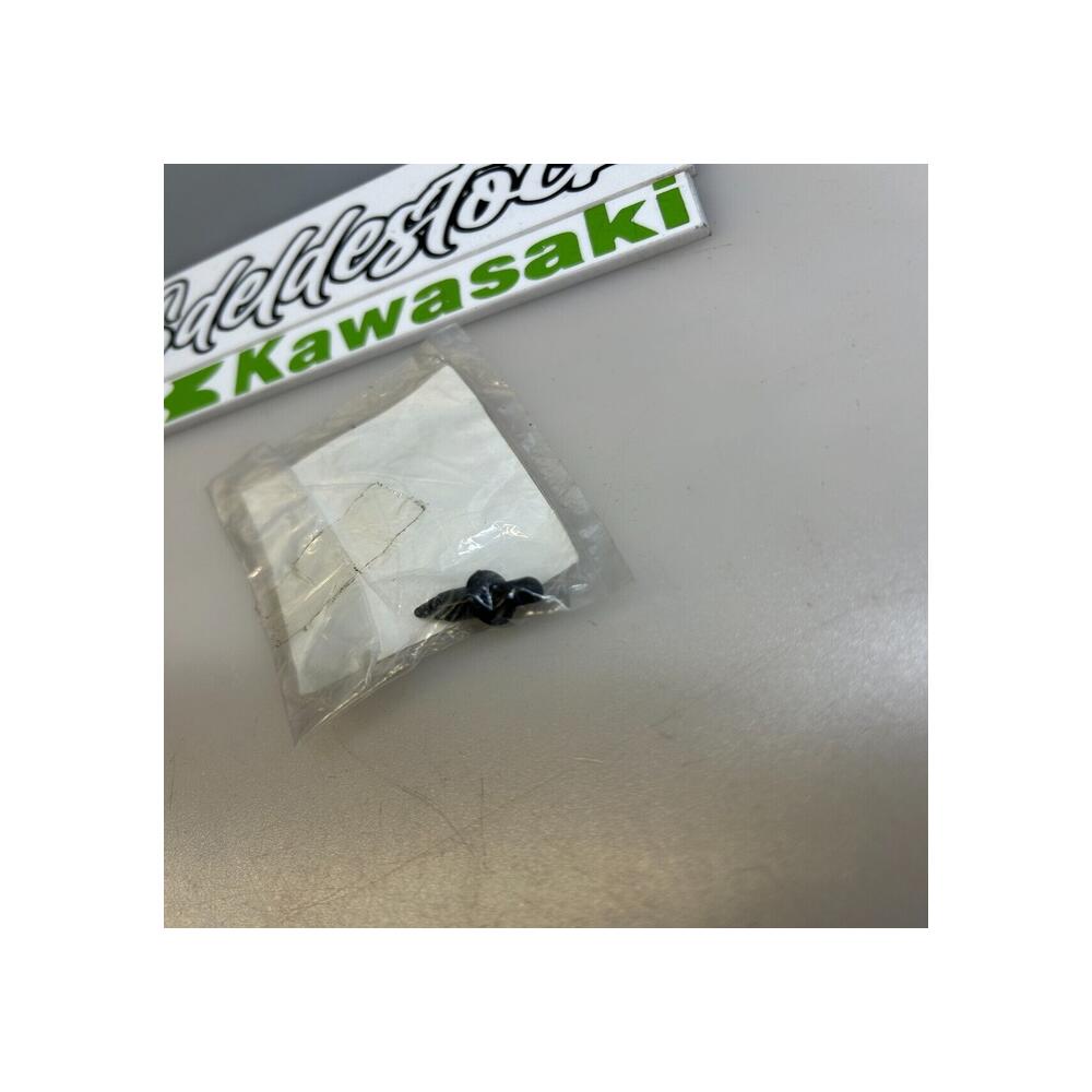 1 rivet kawasaki 92039-0023 z 750 800 900 zzr gtr 1400 er-6 zx-10r zx-6r versys