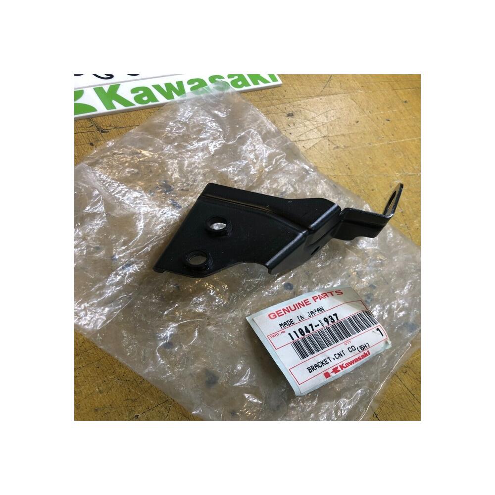 1 support carénage droit kawasaki 11047-1937 zzr 600 1993 2006