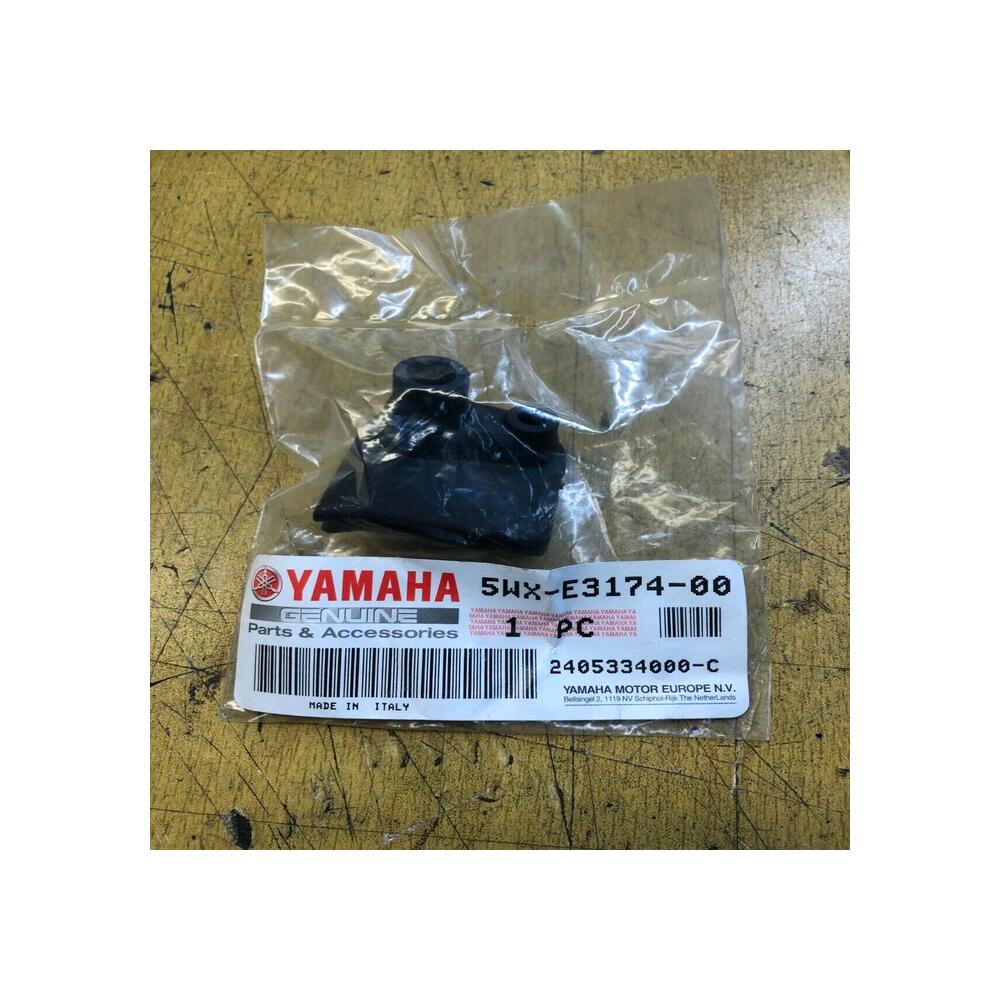 1 support durite pompe huile yamaha 5wx-e3174-00 tzr 50 dt 50 r x-power x-limit