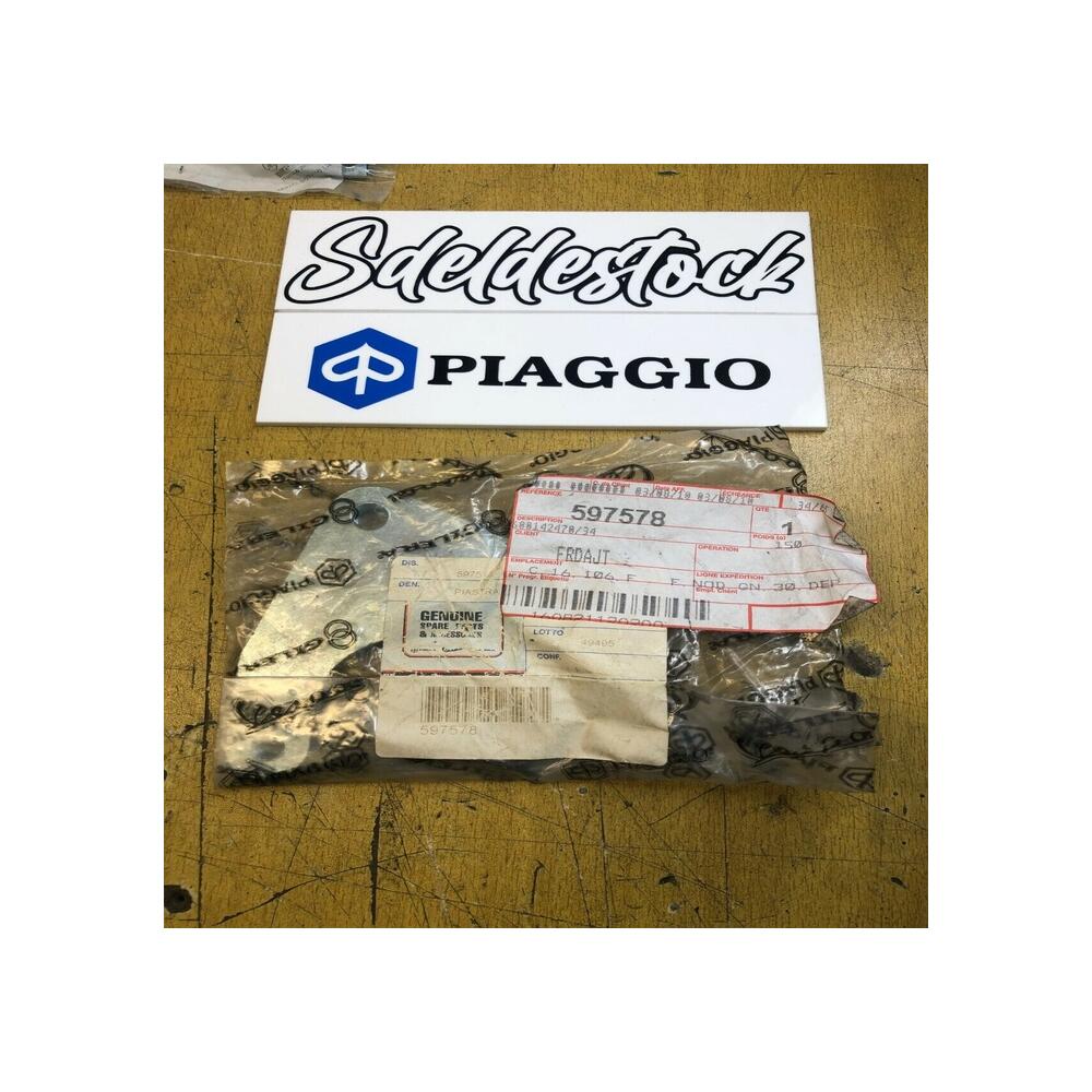 1 support etrier frein av piaggio 597578 564525 x9 125 180 200 250 evolution