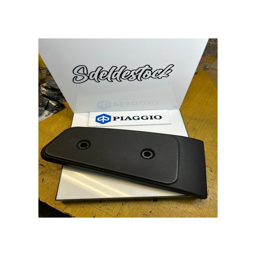 1 support repose pied droit piaggio 655843 mp3 250 300 400 ie lt