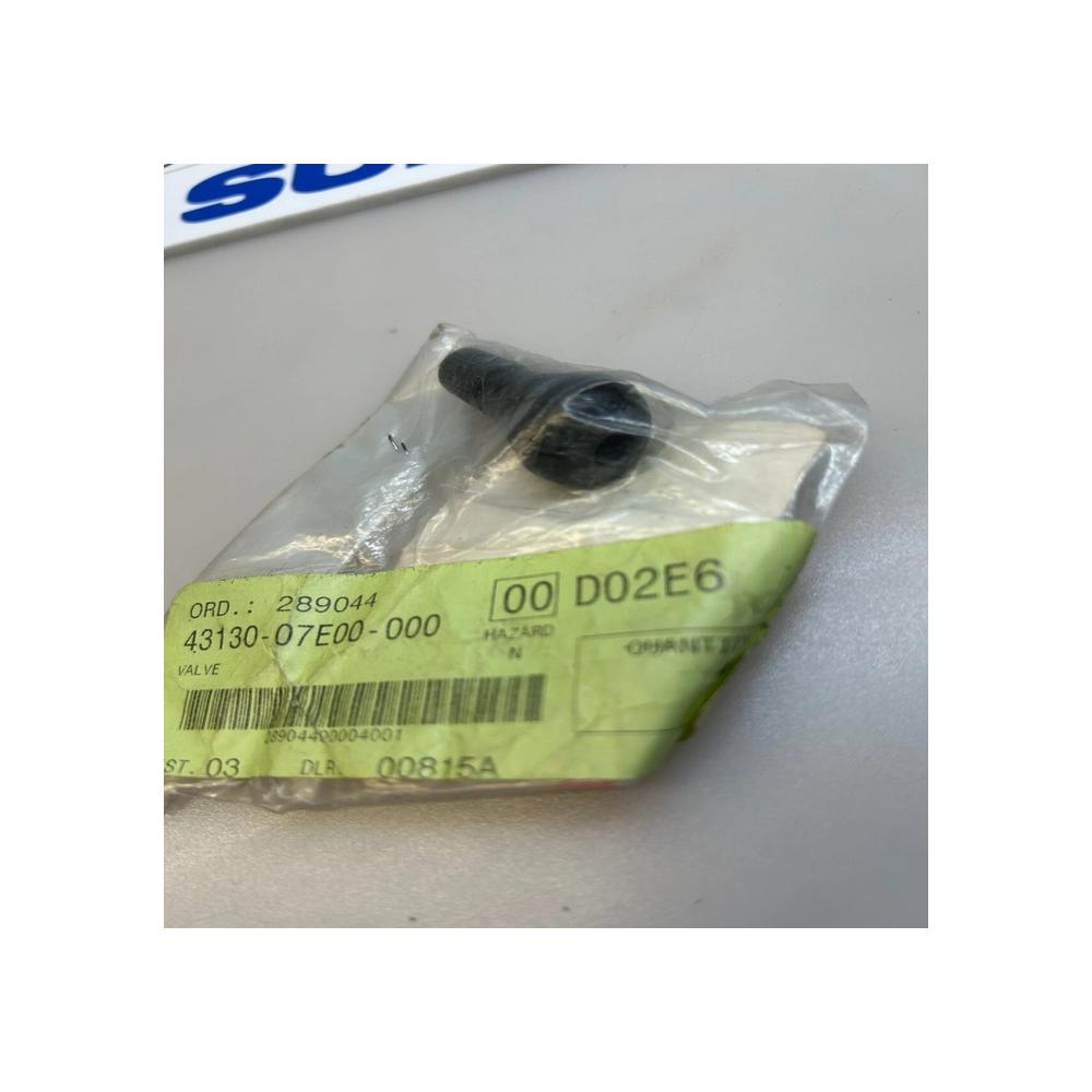 1 valve jante suzuki 43130-07E00 43130-35E00 gs-f gs-e 500 ay 50 katana