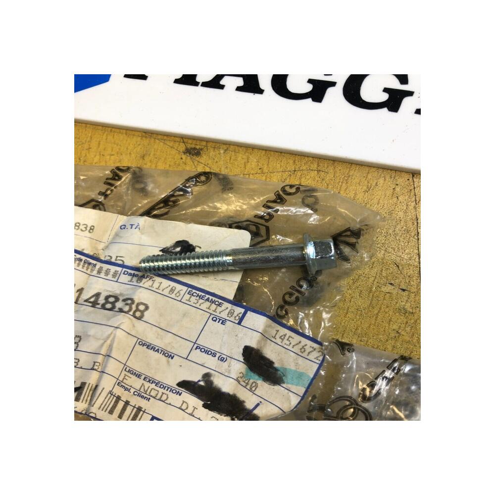 1 vis m6x35 piaggio aprilia derbi gilera 414838 873098 874806 B015965 mp3 nrg rs
