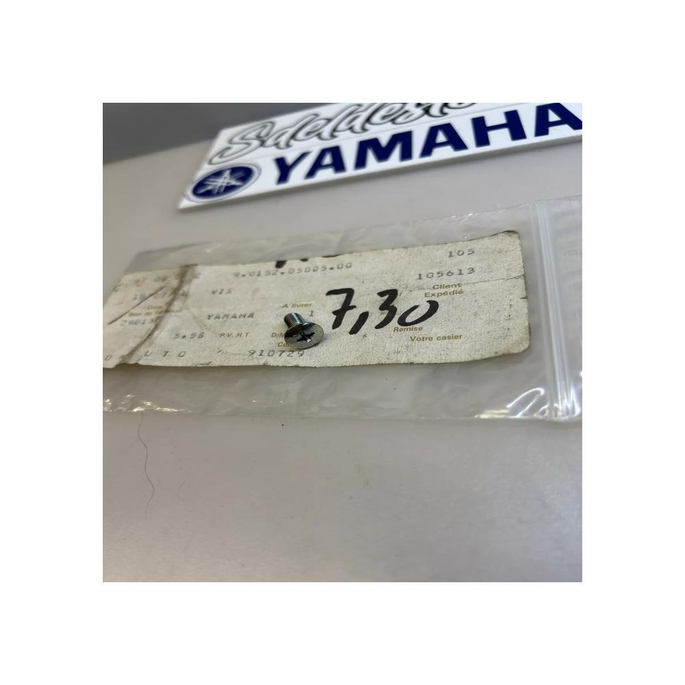 1 vis tête noyée yamaha 90152-05005 150-84125-01 195-84125-00 3L6 84137 00