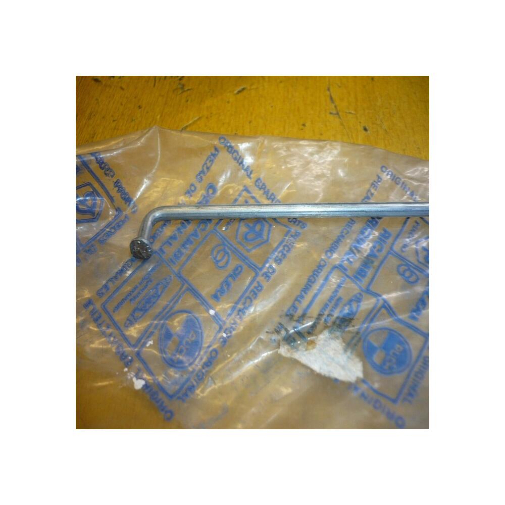 1 x rayon roue arriere  gilera piaggio  809505 surfer 50