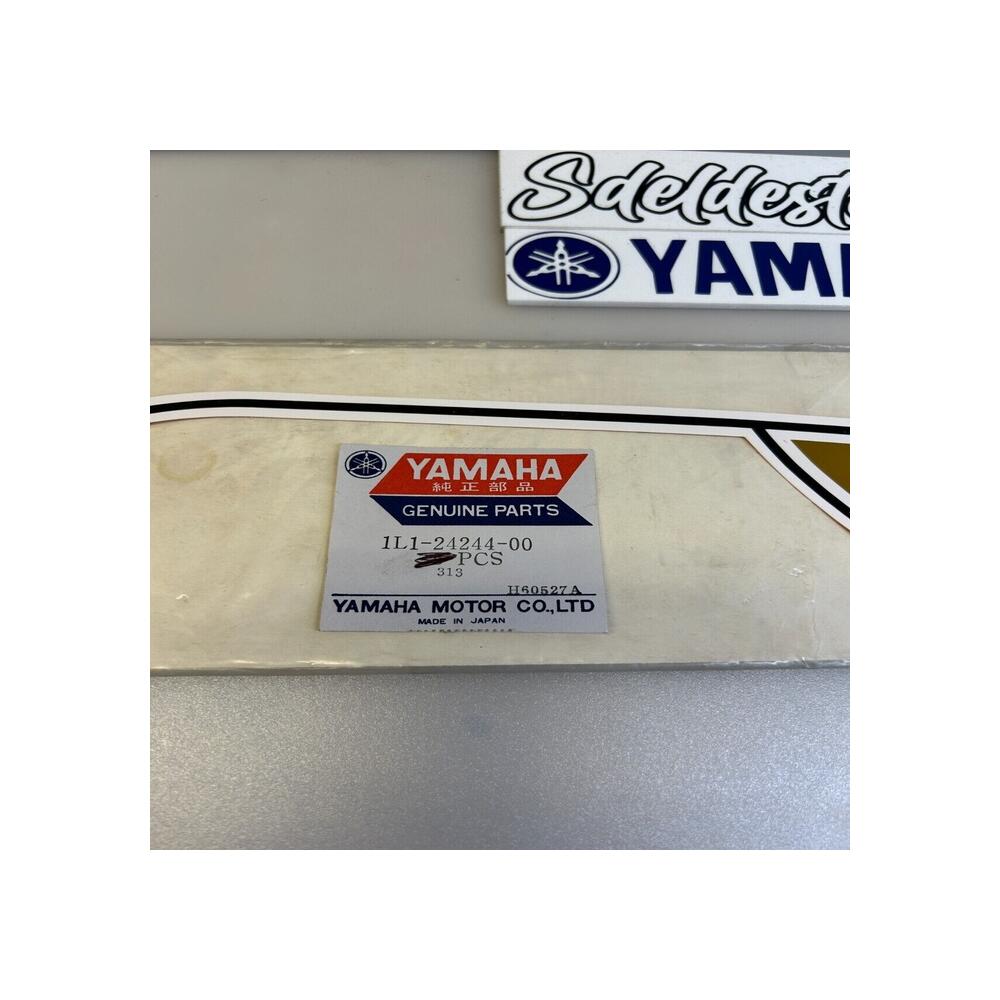 1 x sticker autocollant emblème yamaha 1l1-24244-00