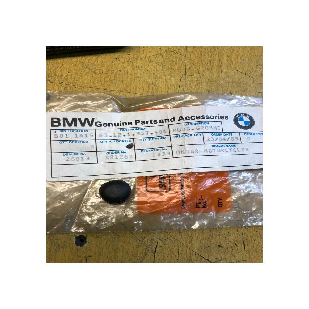 1x 63121357501 Manchon caoutchouc bmw r 50 90 45 65 60 75 100
