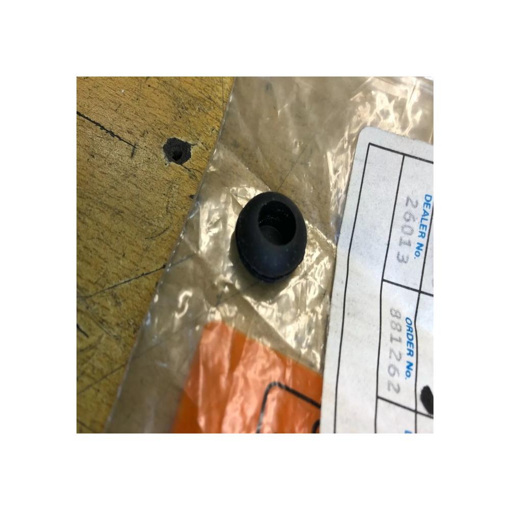 1x 63121357501 Manchon caoutchouc bmw r 50 90 45 65 60 75 100