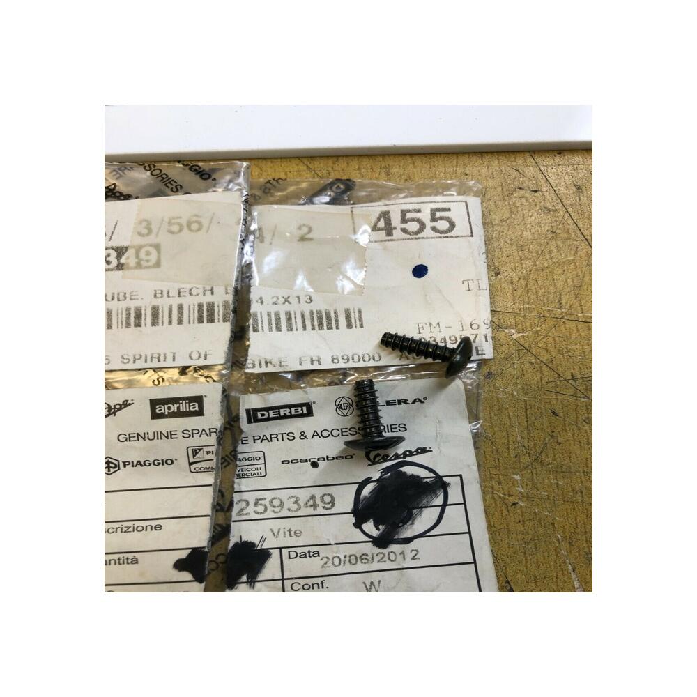 2 vis piaggio gilera vespa aprilia 259349 612586 mp3 lx x9 x evo gts rx sr et4