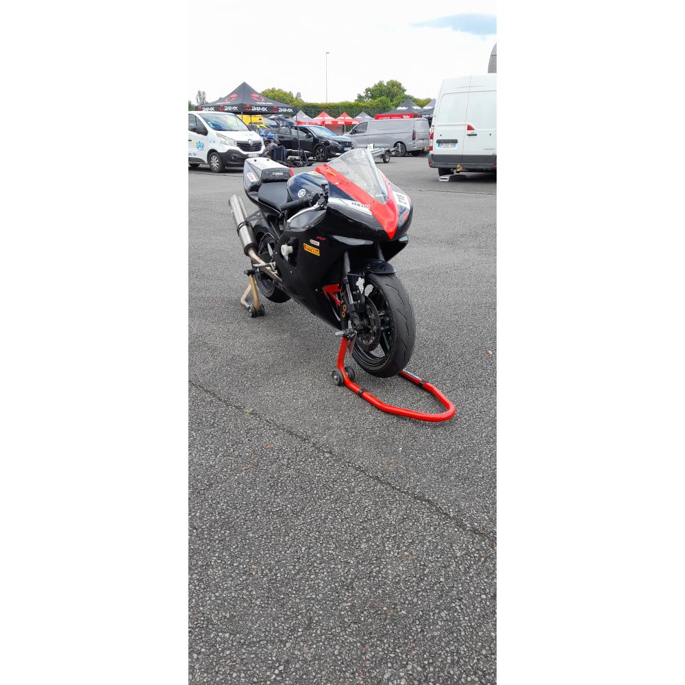 Yamaha R1 2002