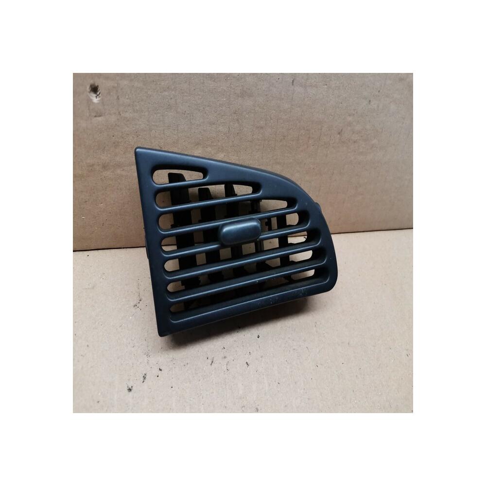 aerateur grille de tableau de bord citroen XM